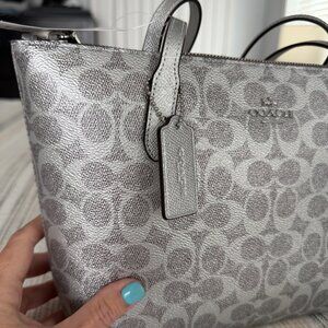 NWT Coach Fiona Zip Tote Bag Handbag Signature Canvas Metallic Silver SOLD OUT